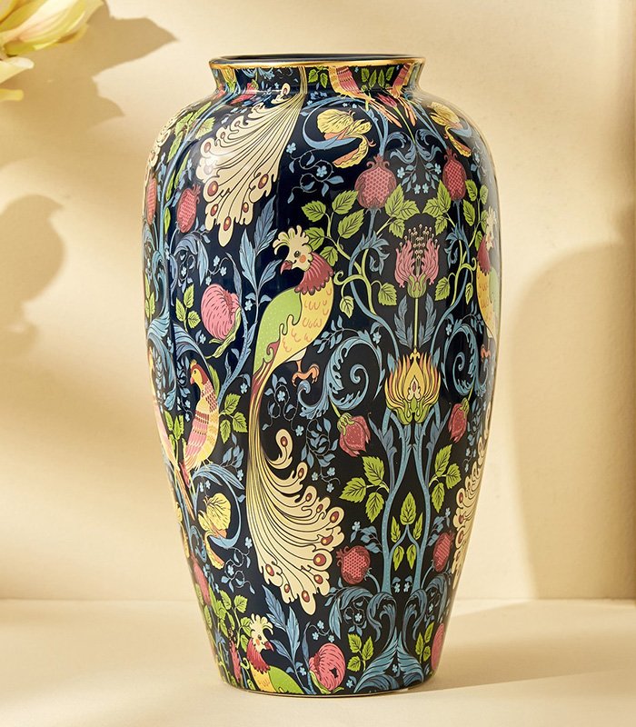 Feslix-Ceramic-Decal-Vase-1